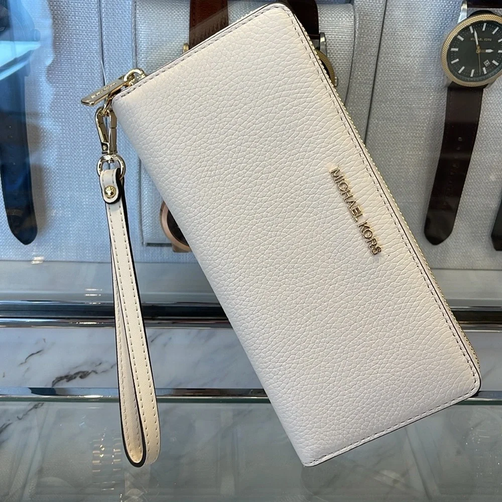 MICHAEL KORS Leather Continental Wristlet Phone Case Wallet Light Cream NWT
